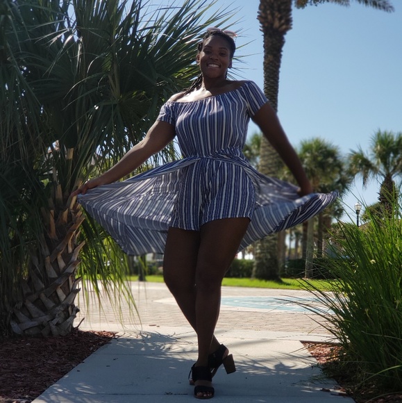 Romper w/ Train - Picture 2 of 6